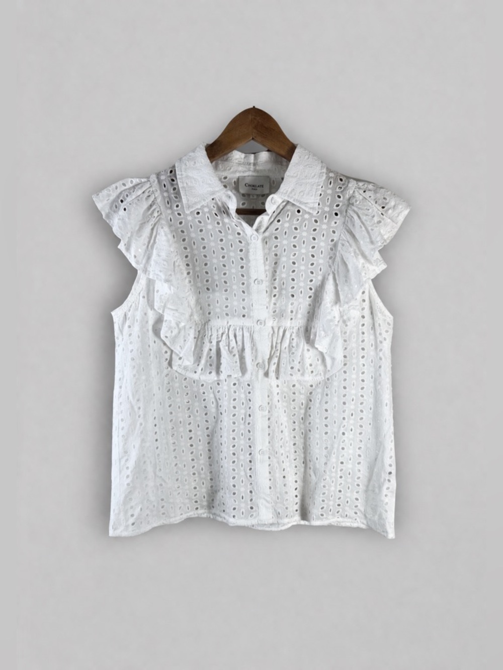 Choklate Paris eyelet ruffle front sleeveless blouse Size Large White Bohemian
